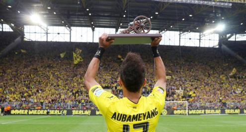 أوباميانج ينتزع صدارة هدافي الدوري الألماني من ليفاندوفيسكي 